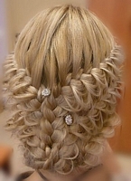 fryzury wieczorowe albo fryzura na wesele  z numerem :  38
